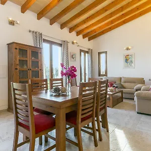 finca-es-serral-arta.allmallorcahotels.com/