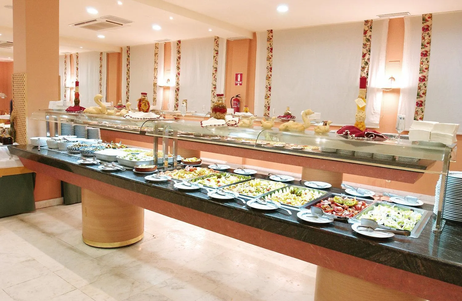 فندق باهيا تروبيكال Almuñécar